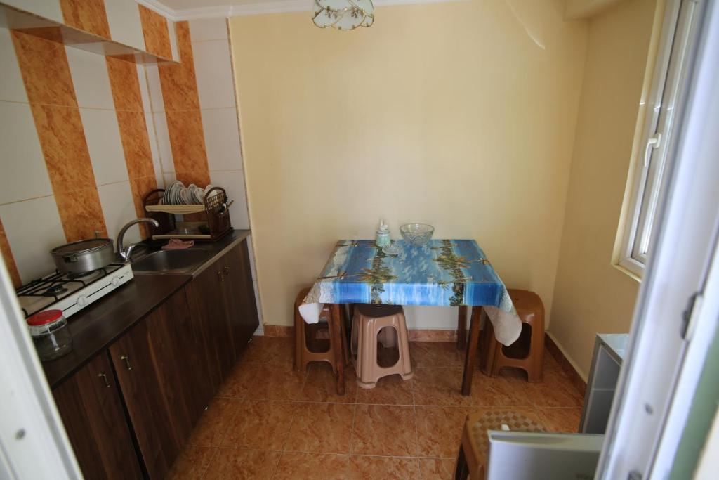 Talo's Guest House room 4